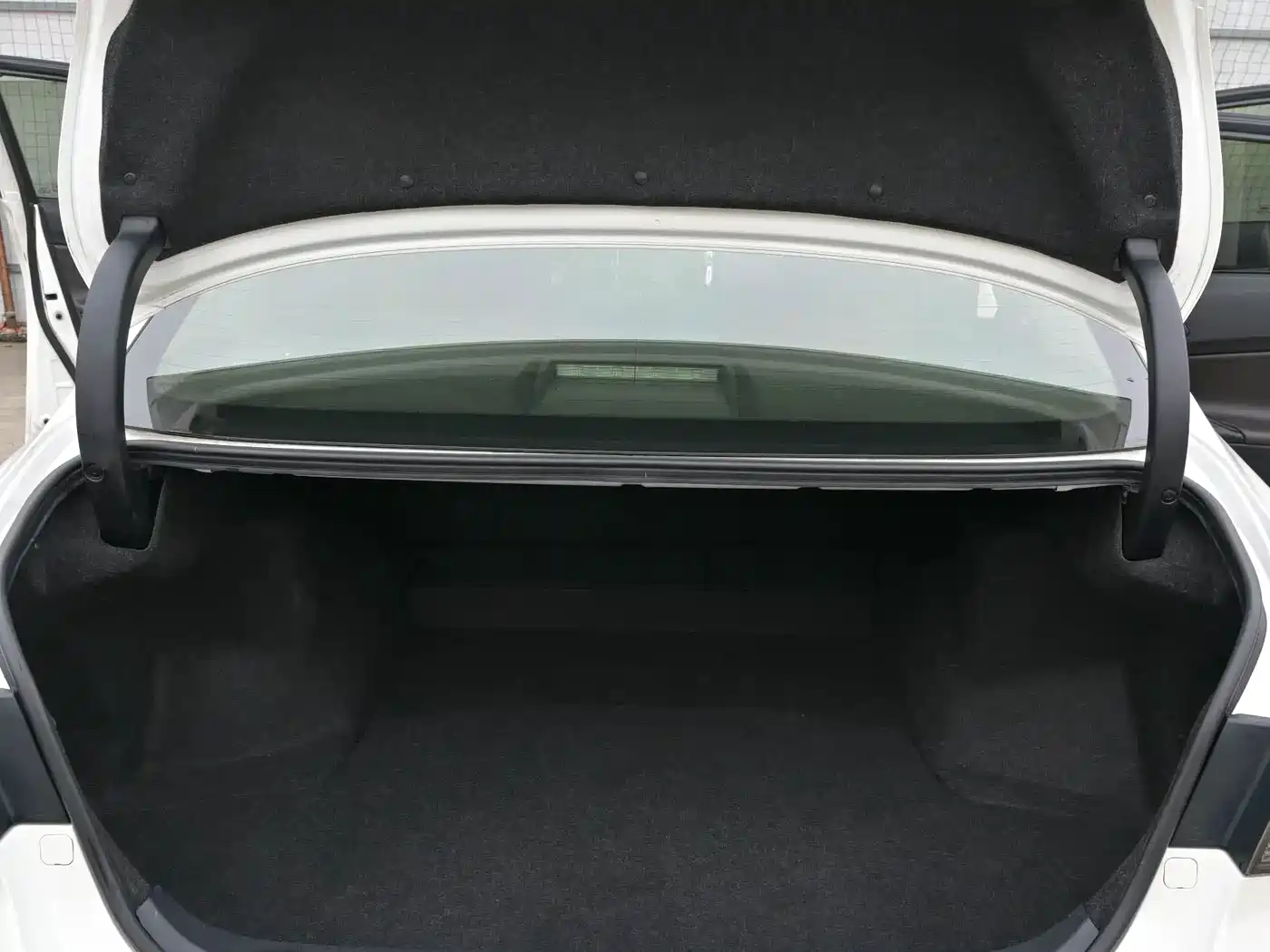 Toyota Reiz 2013 2.5V Elite Edition фото 23