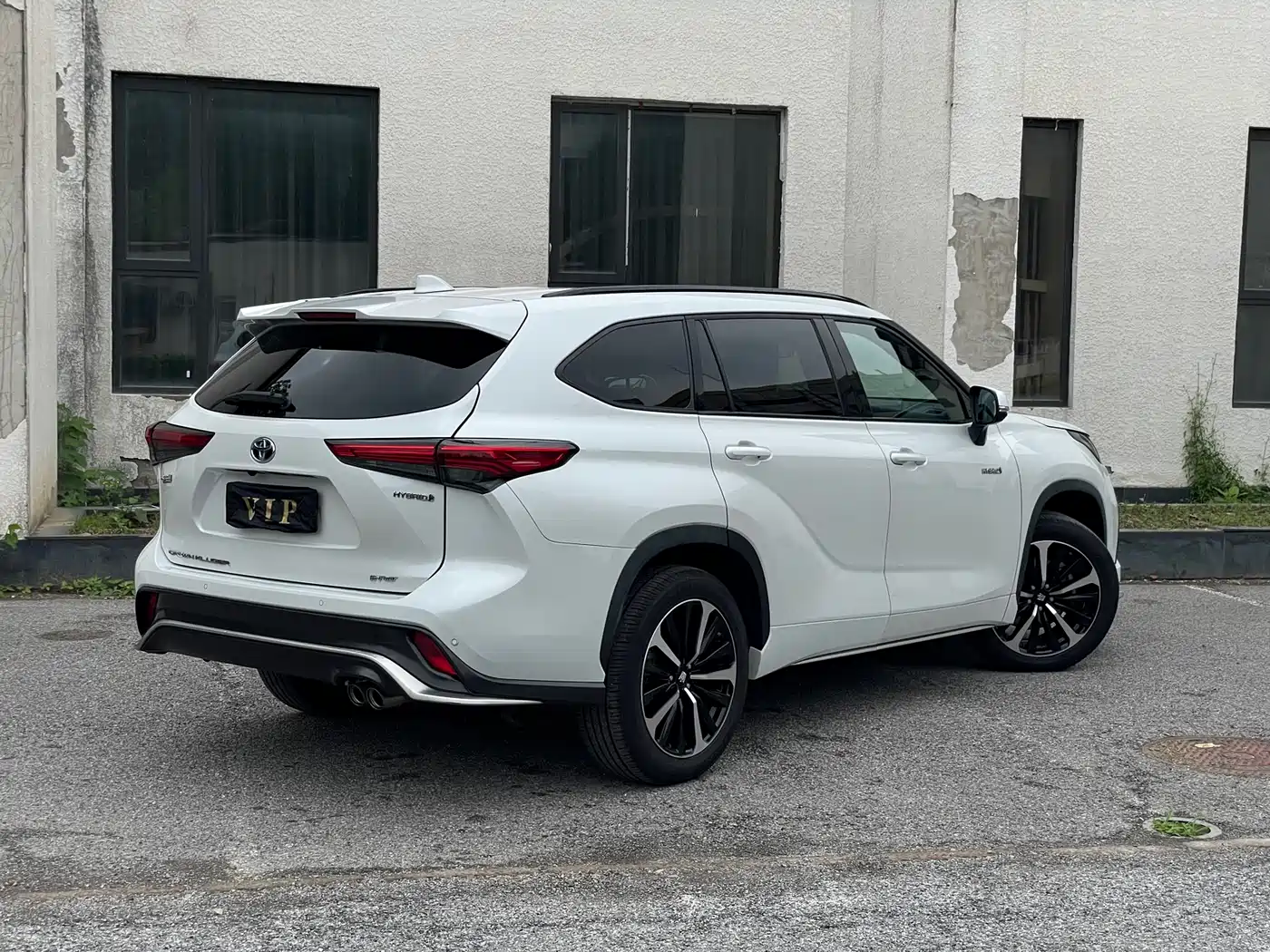 Toyota Crown Kluger 2022 2.5L HEV 4WD Premium Edition фото 6