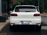Photo 12 - Porsche Macan