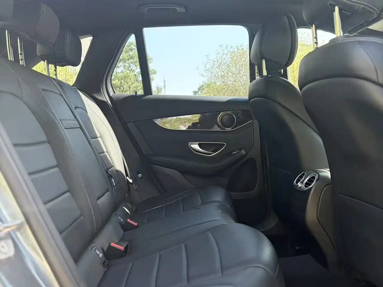 Mercedes-Benz GLC 2016 GLC 260 4MATIC Luxury фото 11
