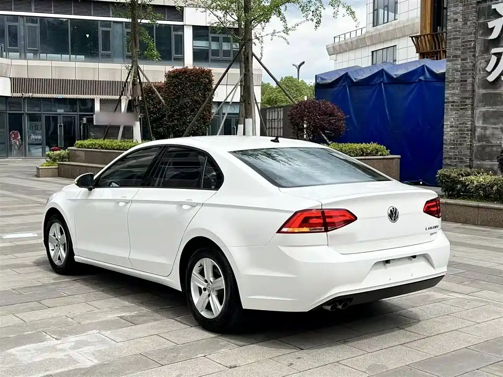 Volkswagen Lamando 2018 230TSI DSG Trend Edition фото 5