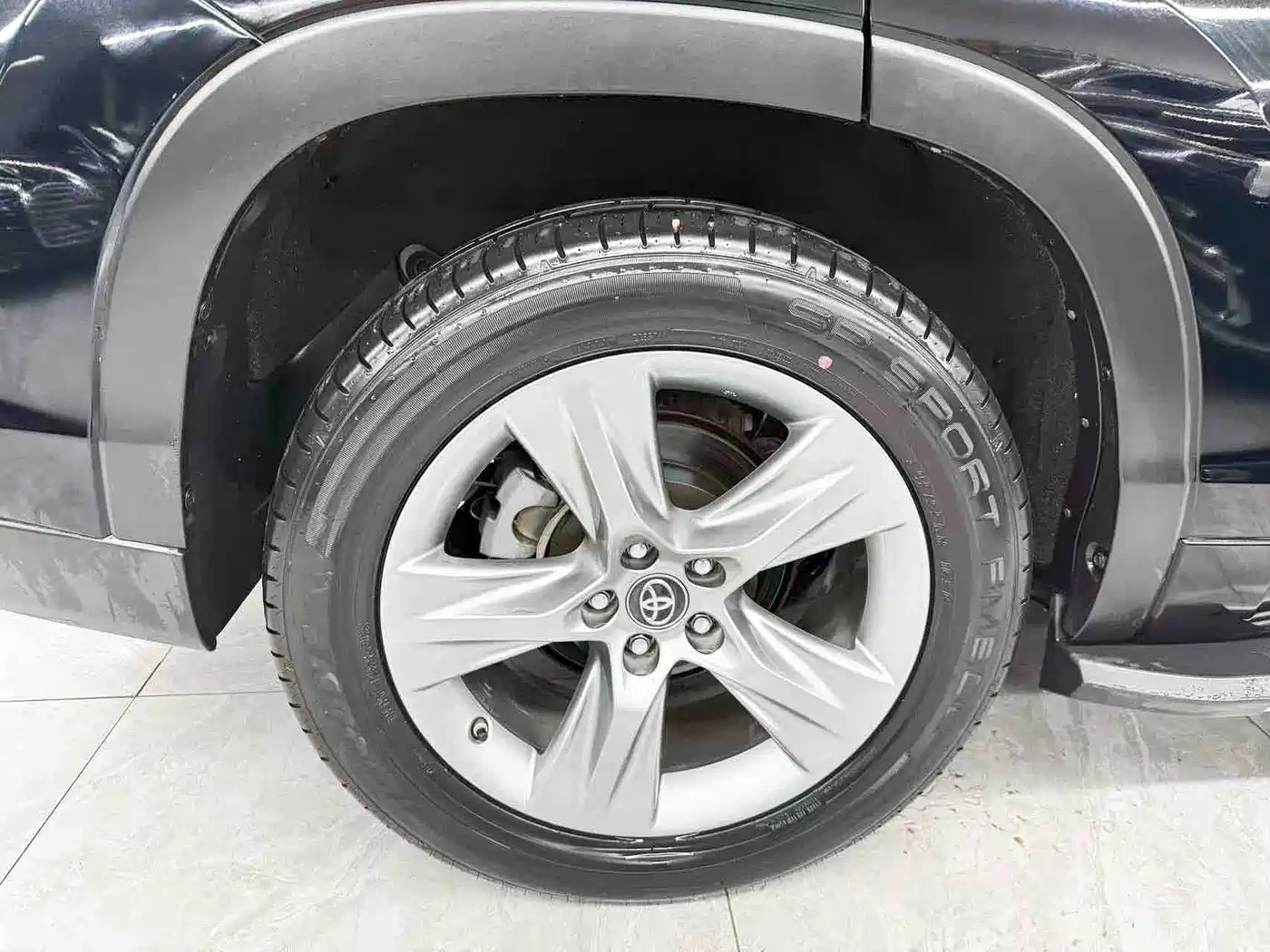 Toyota Highlander 2017 2.0T 4WD Premium 7-Seater фото 13