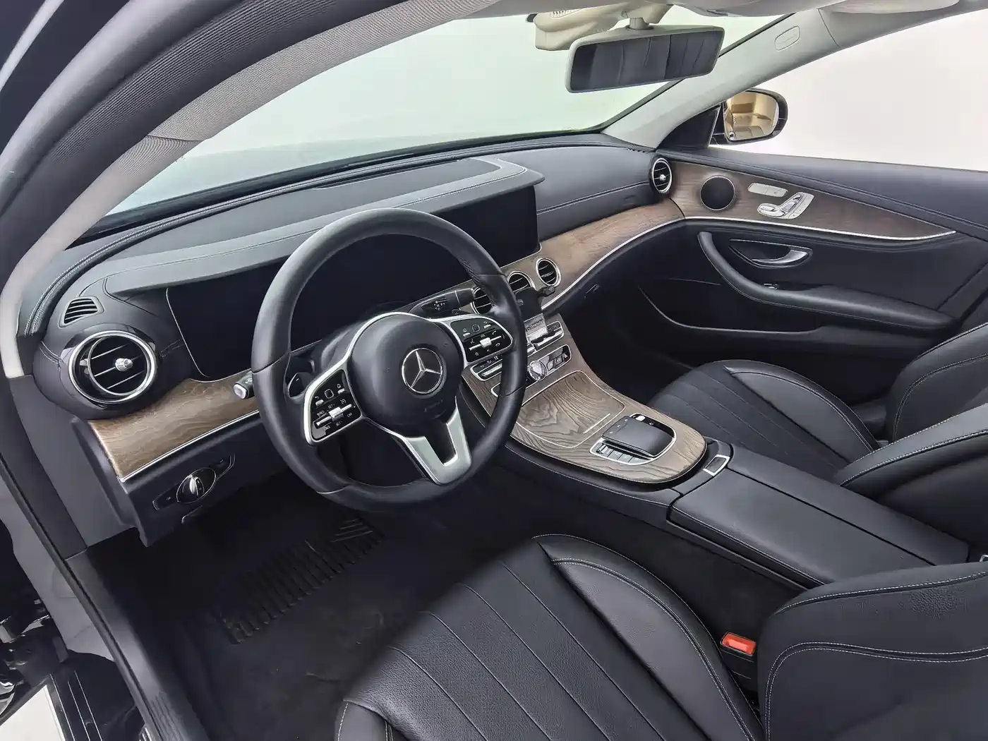 Mercedes-Benz E-Class 2019 Facelift E 300 L Fashion фото 13