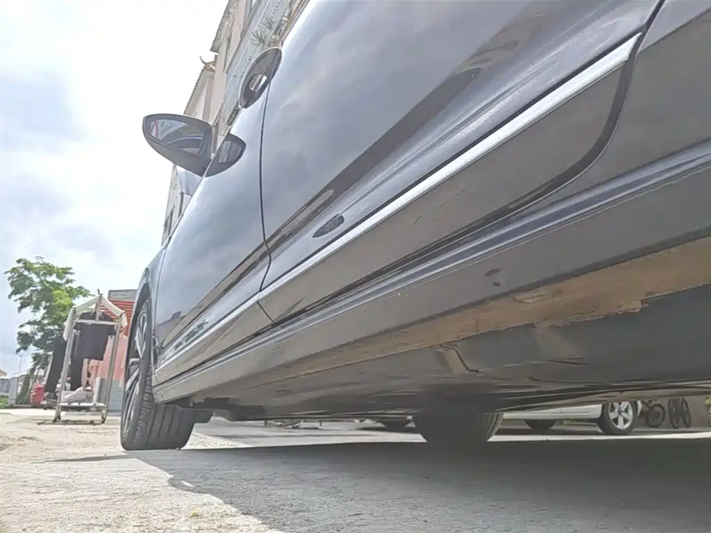 Volkswagen Passat 2022 330TSI Starlight Elite Edition фото 22