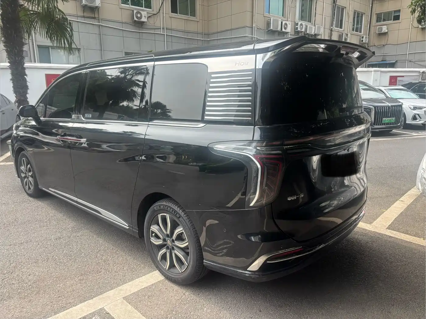 Hongqi HQ9 2023 2.0T Smart Connect Flagship фото 5