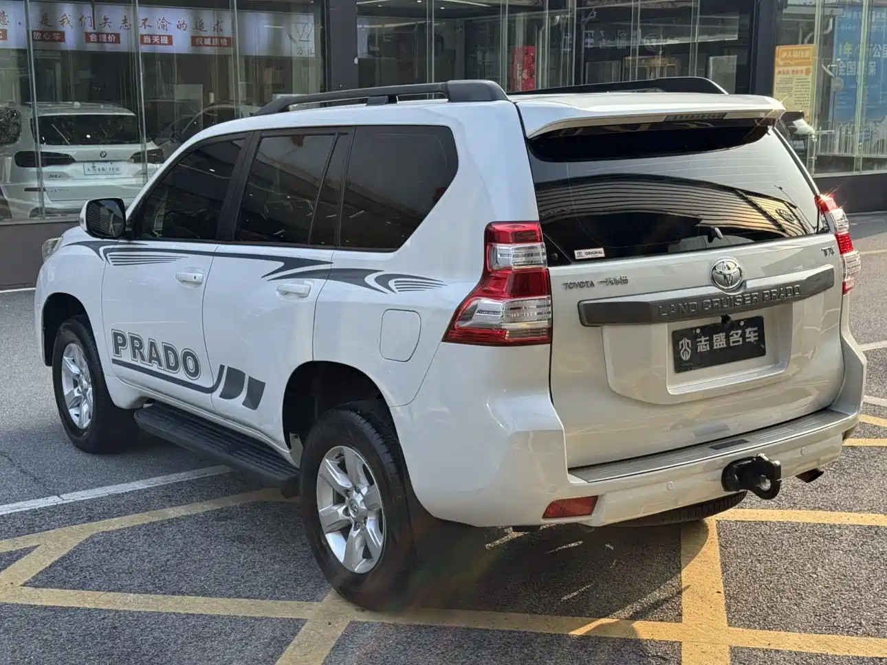 Toyota Prado 2016 2.7L Auto Standard Edition фото 6