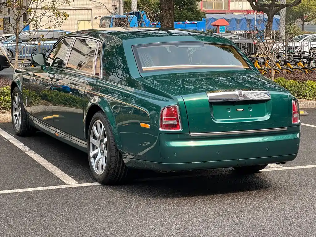 Rolls-Royce Phantom 2014 2013 6.7L Extended Wheelbase (EWB)
