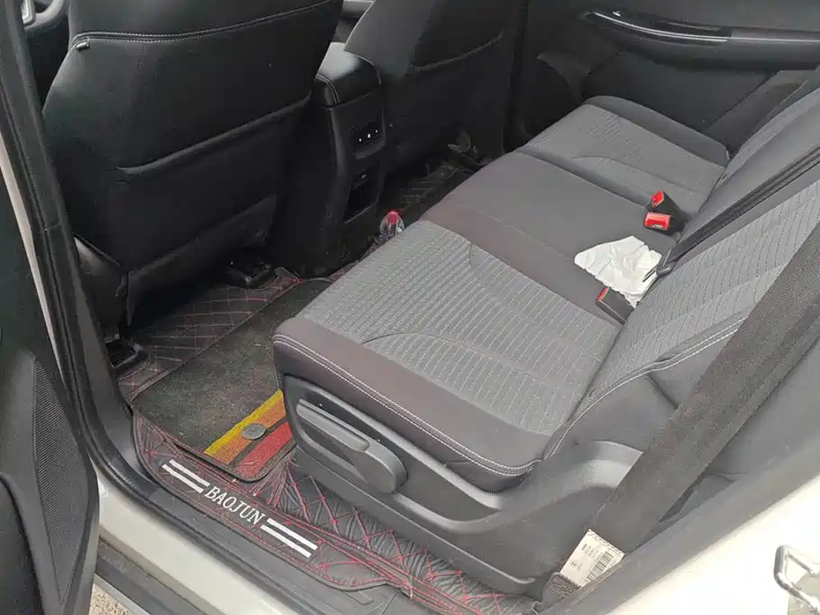 Baojun 730 2019 2019 1.5T CVT Fashion 7-Seater China V