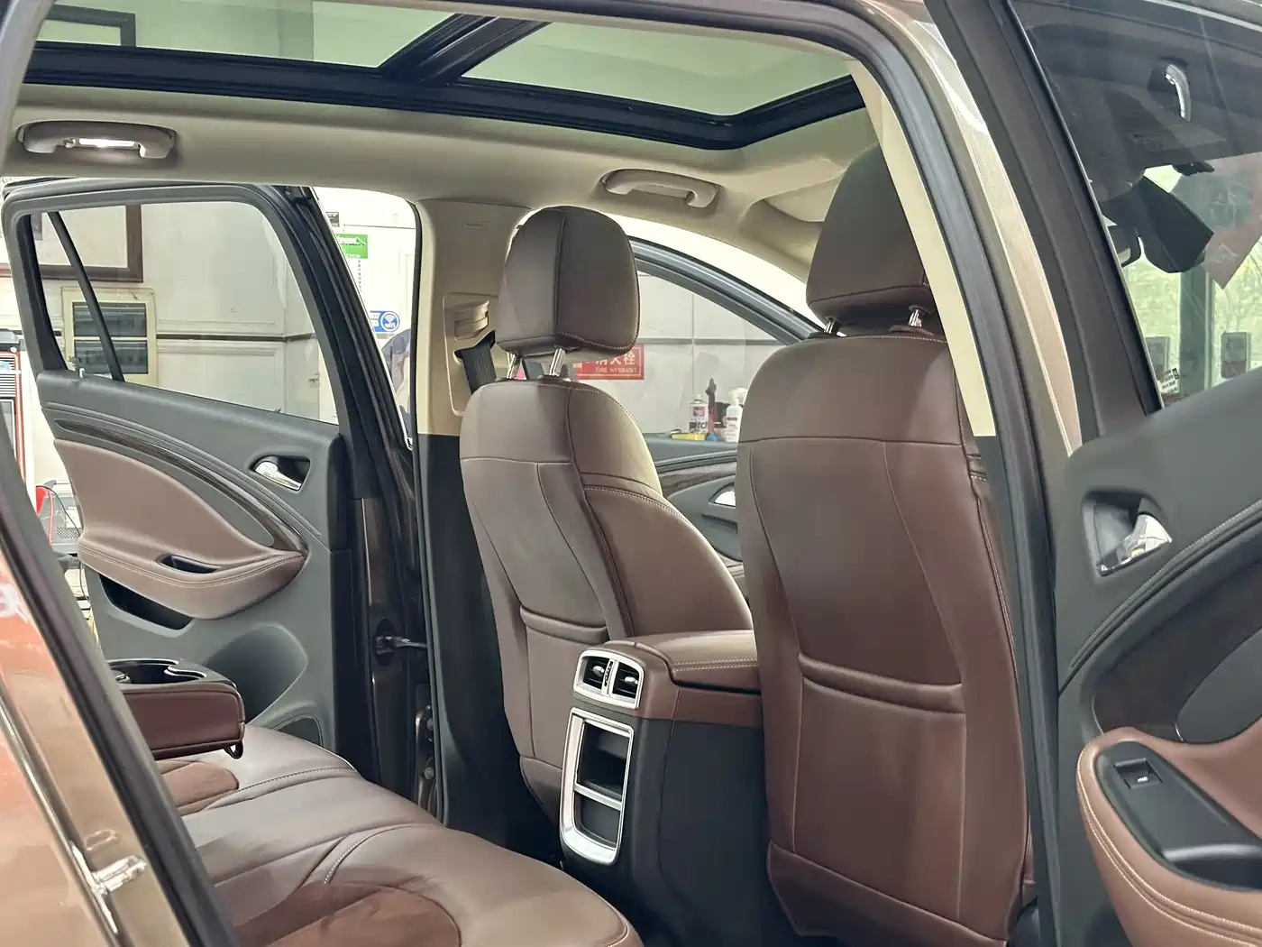 Buick Envision Plus 2017 20T 2WD Luxury фото 10