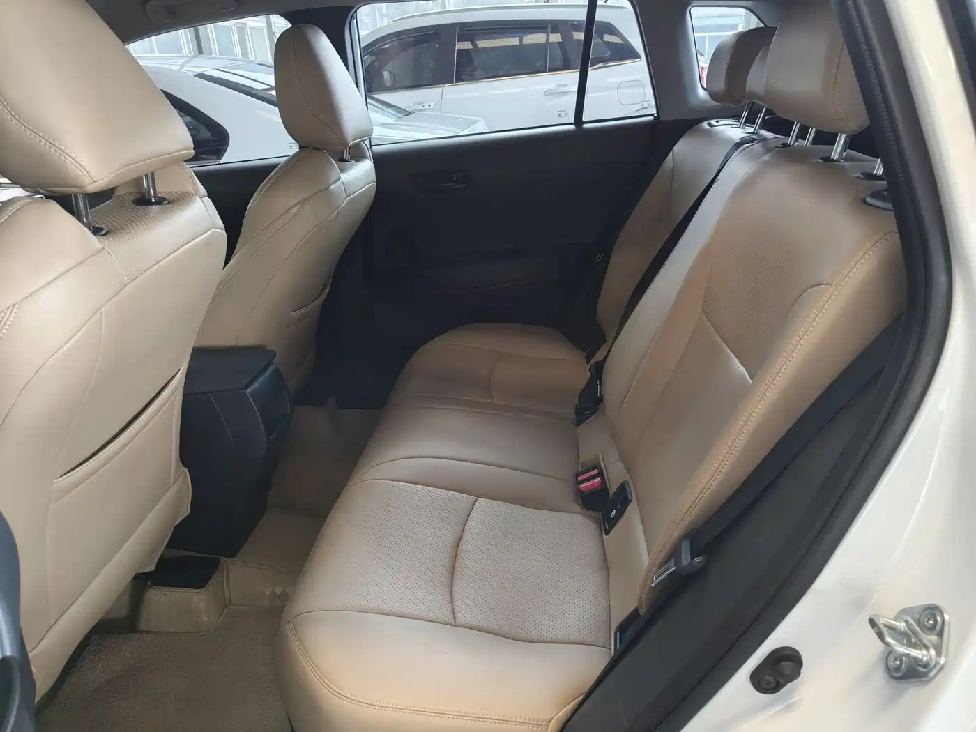 Toyota Frontlander 2024 2.0L CVT Elite Edition фото 5