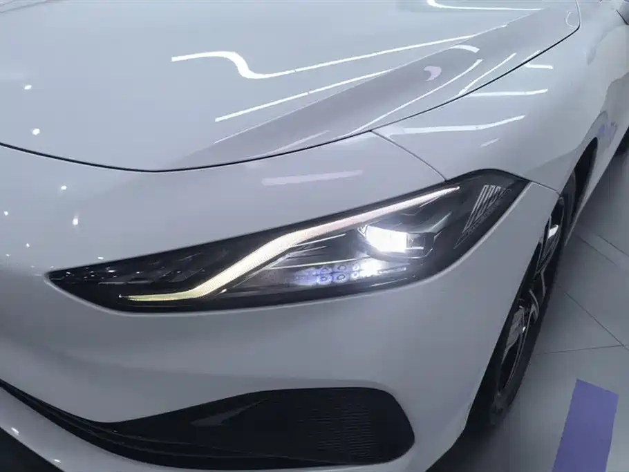 Roewe D7 2024 2023 DMH 125km Excellence Edition