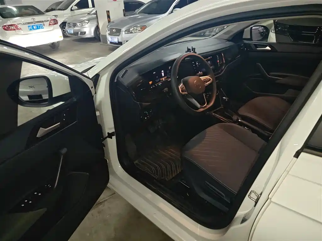 Volkswagen Lavida 2023 New Sharp 1.5L Auto Premium Edition фото 12