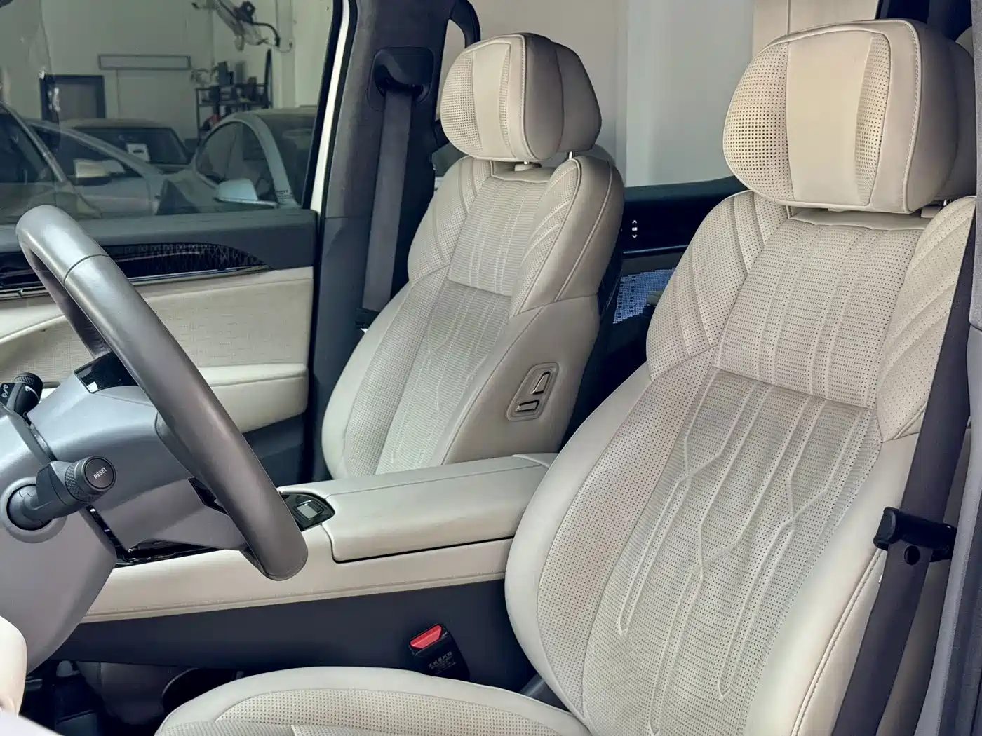 ZEEKR 009 2023 2022 ME Edition