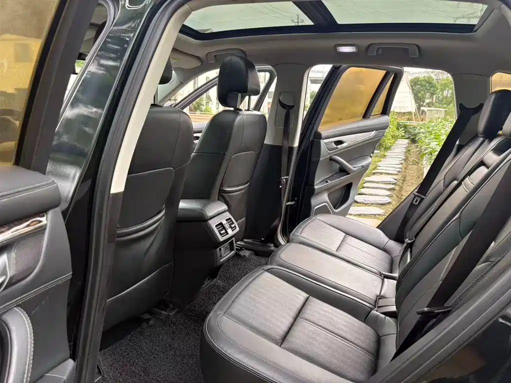 Hanteng Auto Hanteng X7 2017 2018 Model X7S 1.5T Automatic Premium Edition