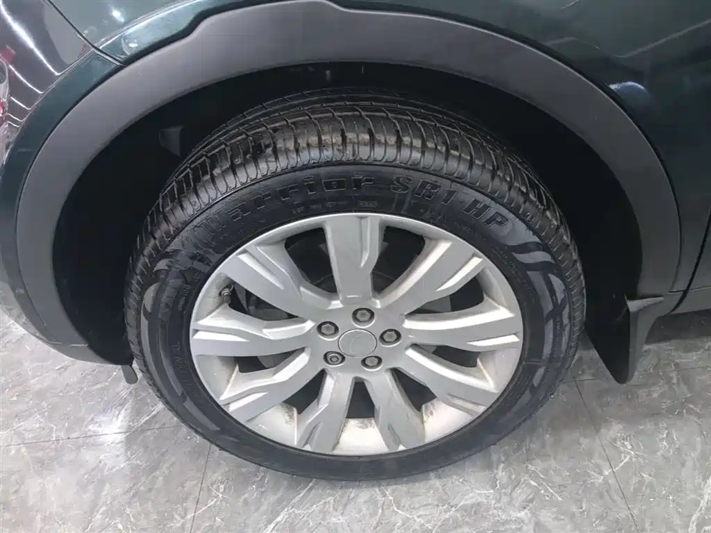 Land Rover Discovery Sport (Import) 2015 2.0T HSE Luxury фото 23