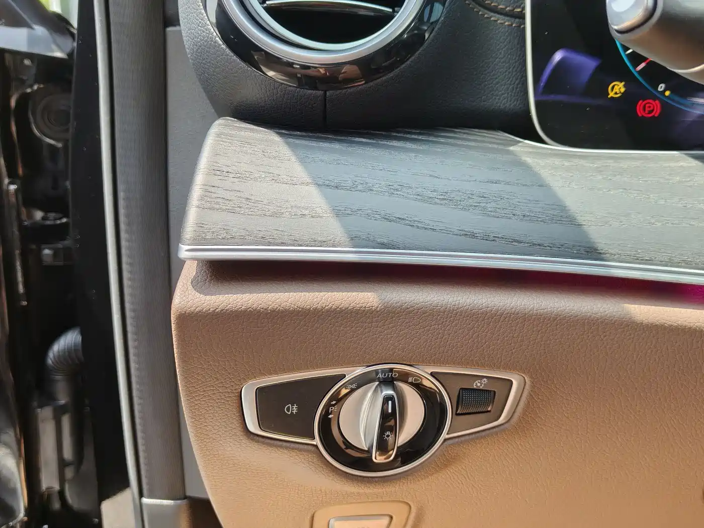 Mercedes-Benz E-Class 2021 Facelift E 300 L Sport Fashion фото 16