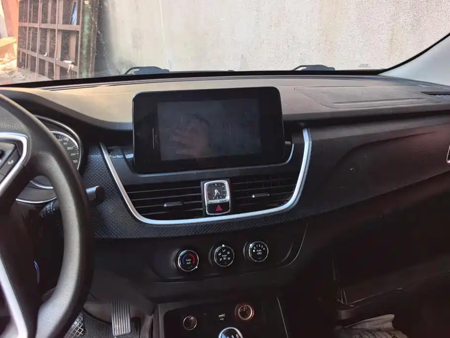 Baojun 730 2020 2019 1.5L Manual Fashion Edition 7-Seater China VI