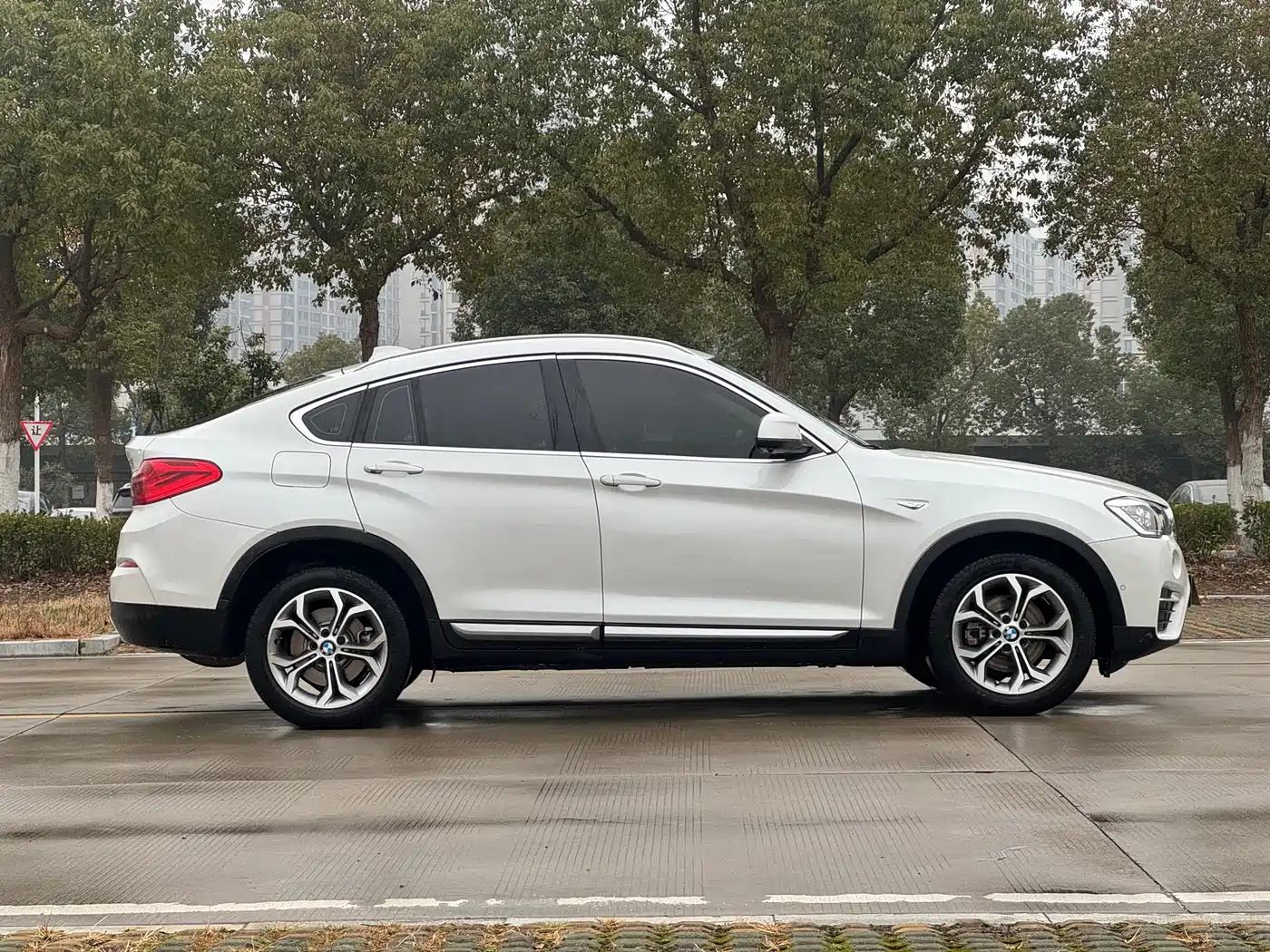 BMW X4 2014 xDrive20i X Design Package фото 7