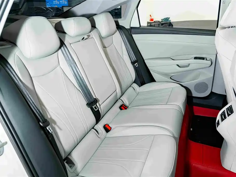 Volkswagen Lavida 2026 2025 PRO 1.5T Classic Edition (Premium)