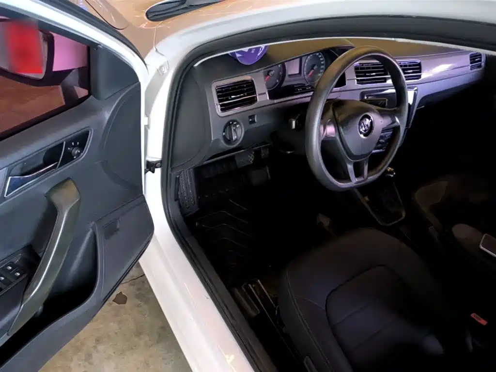Volkswagen Santana 2017 Gran Santana 1.6L Auto Trendline фото 16