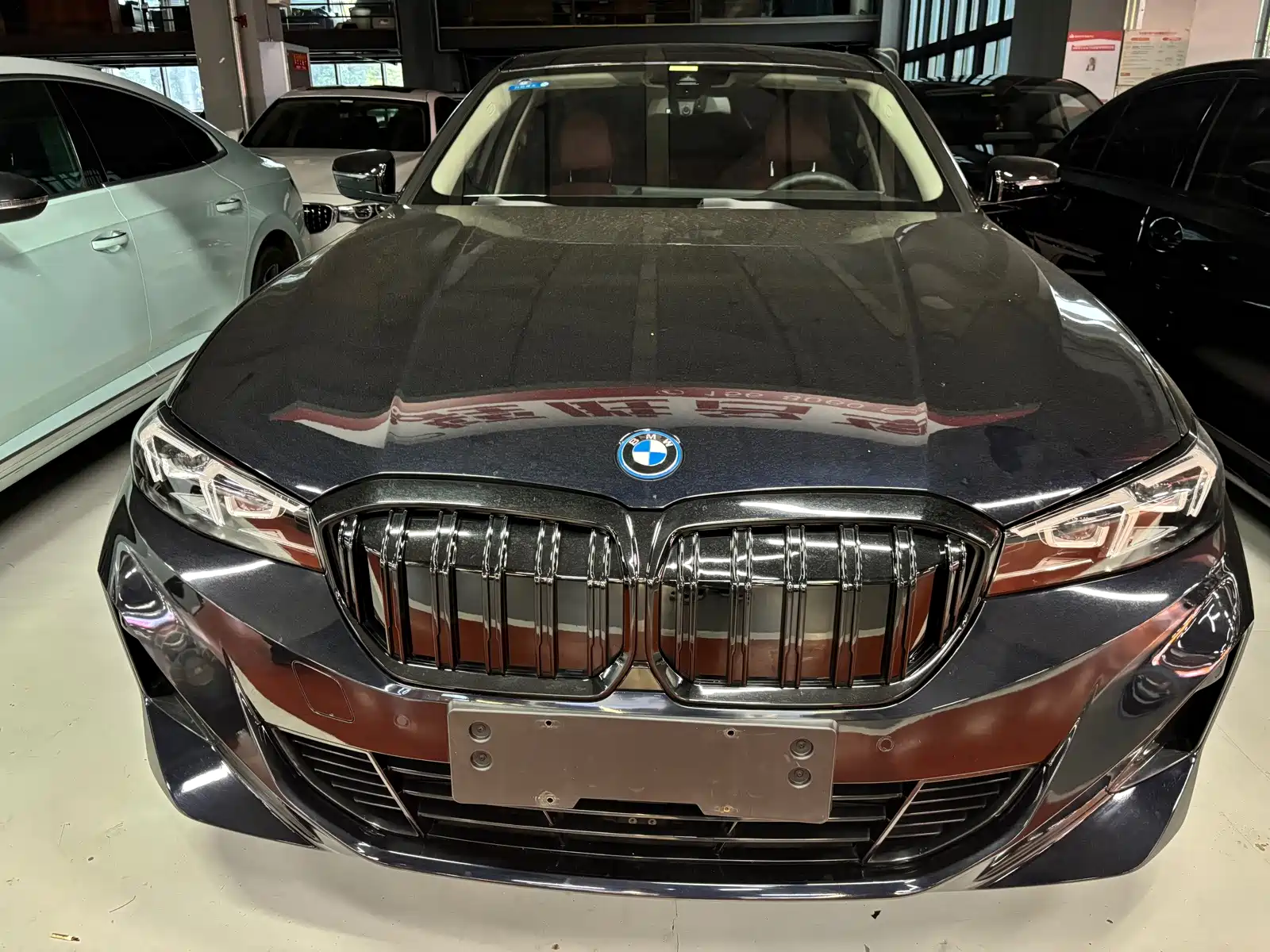 Фото 2 - BMW i3