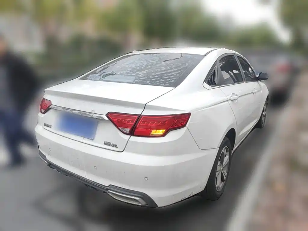 Photo 10 - Geely Emgrand GL