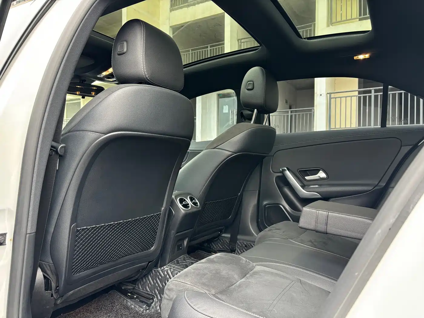 Mercedes-Benz A-Class 2022 Facelift II A 200 L Sport Sedan Fashion фото 5