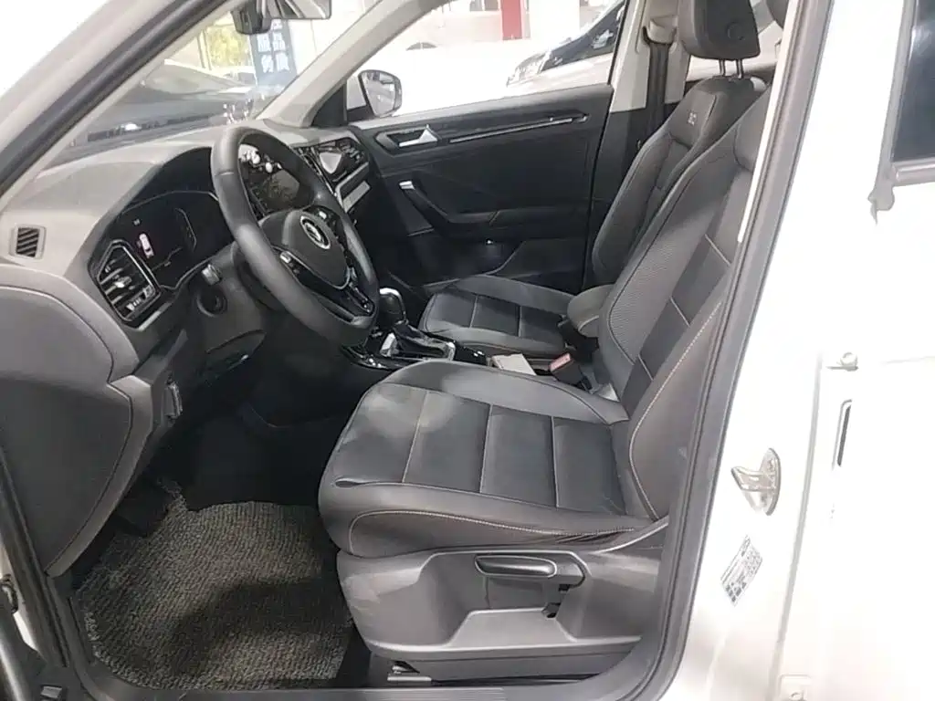 Volkswagen T-Roc, миниатюра 15