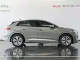 Photo 4 - Audi Q4 e-tron