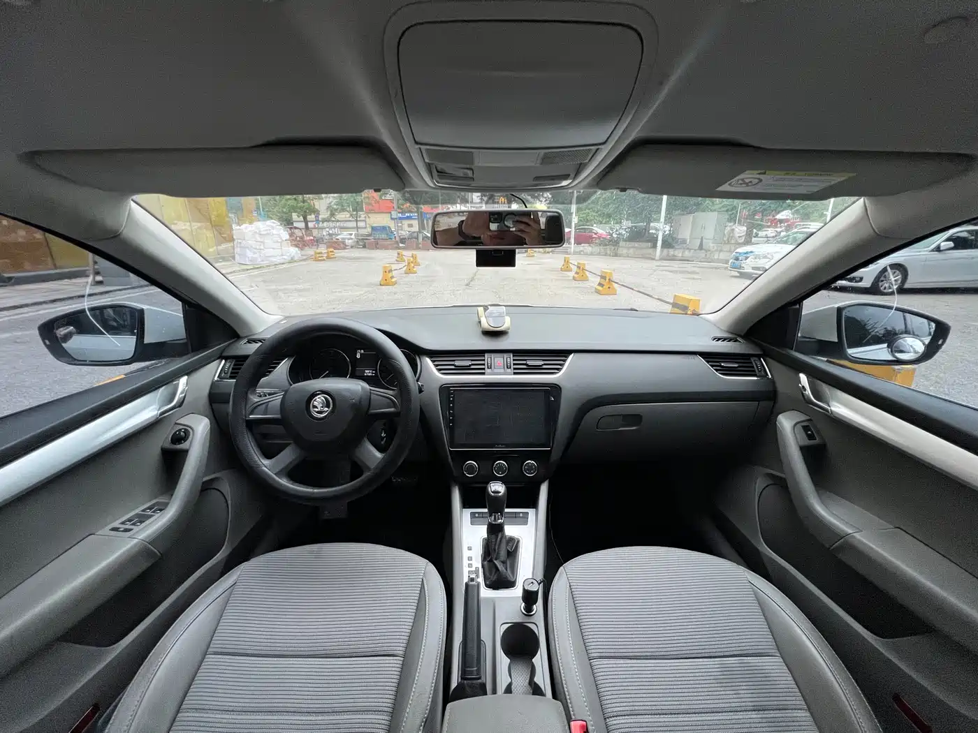 Škoda Octavia 2015 1.6L Automatic逸杰版 фото 9