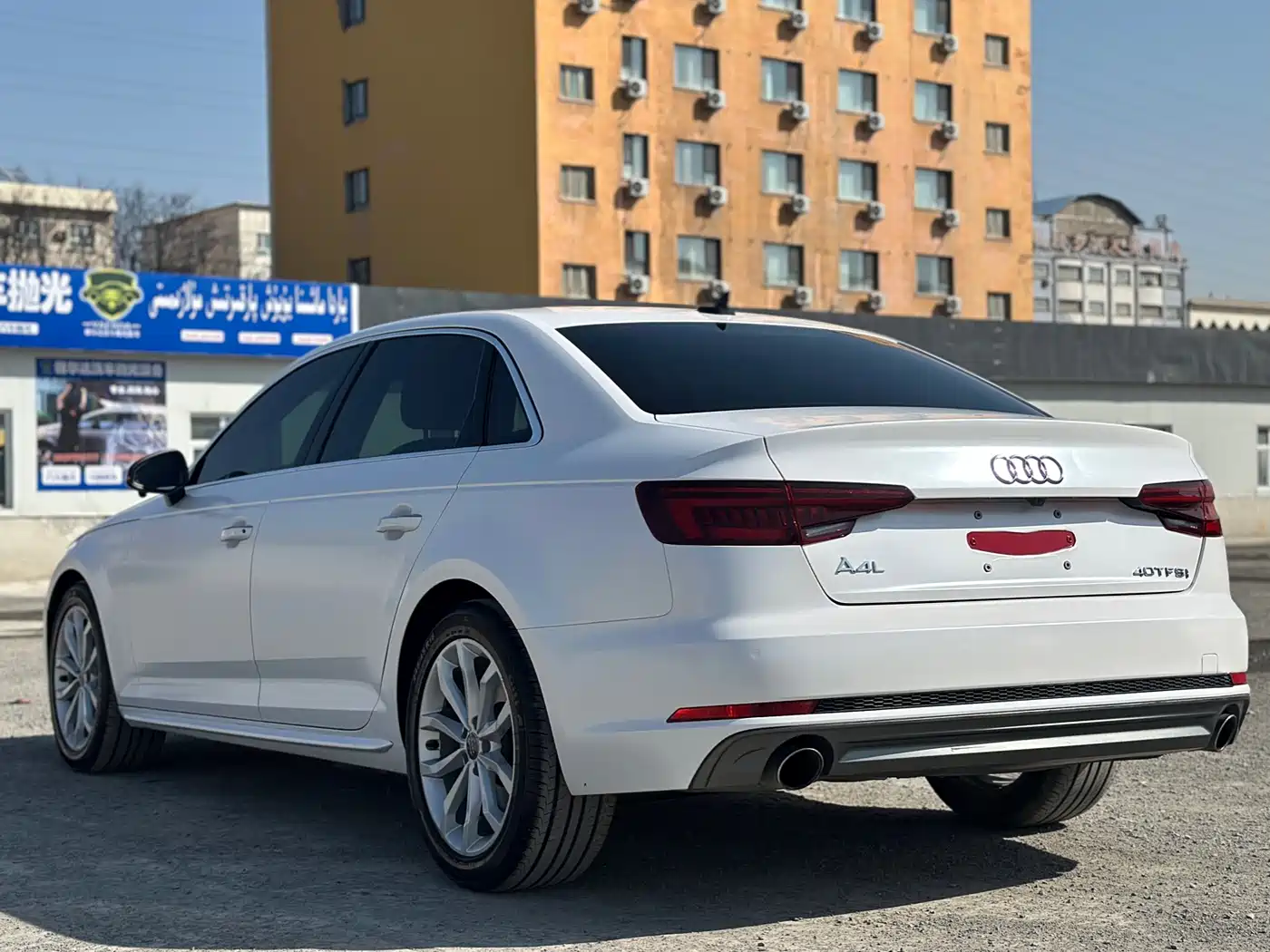 Audi A4L 2018 30th Anniversary 40 TFSI Fashion фото 6