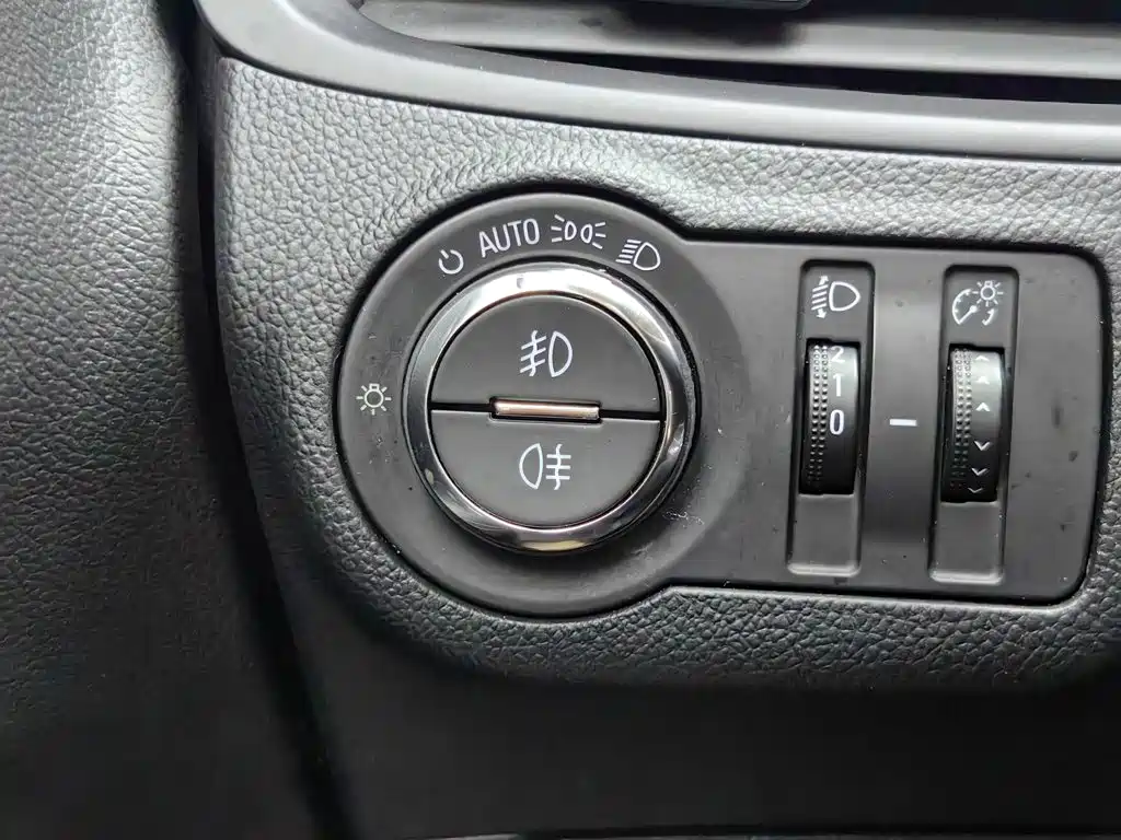 Фото 21 - Buick Envision Plus