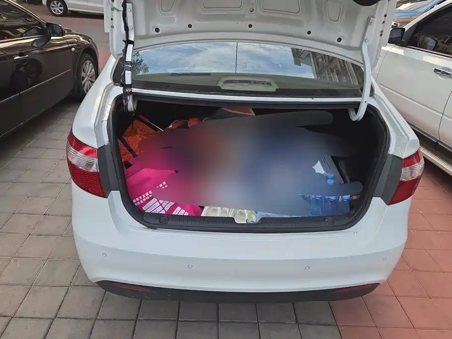 Kia K2 2012 2011 Sedan 1.6L AT Premium