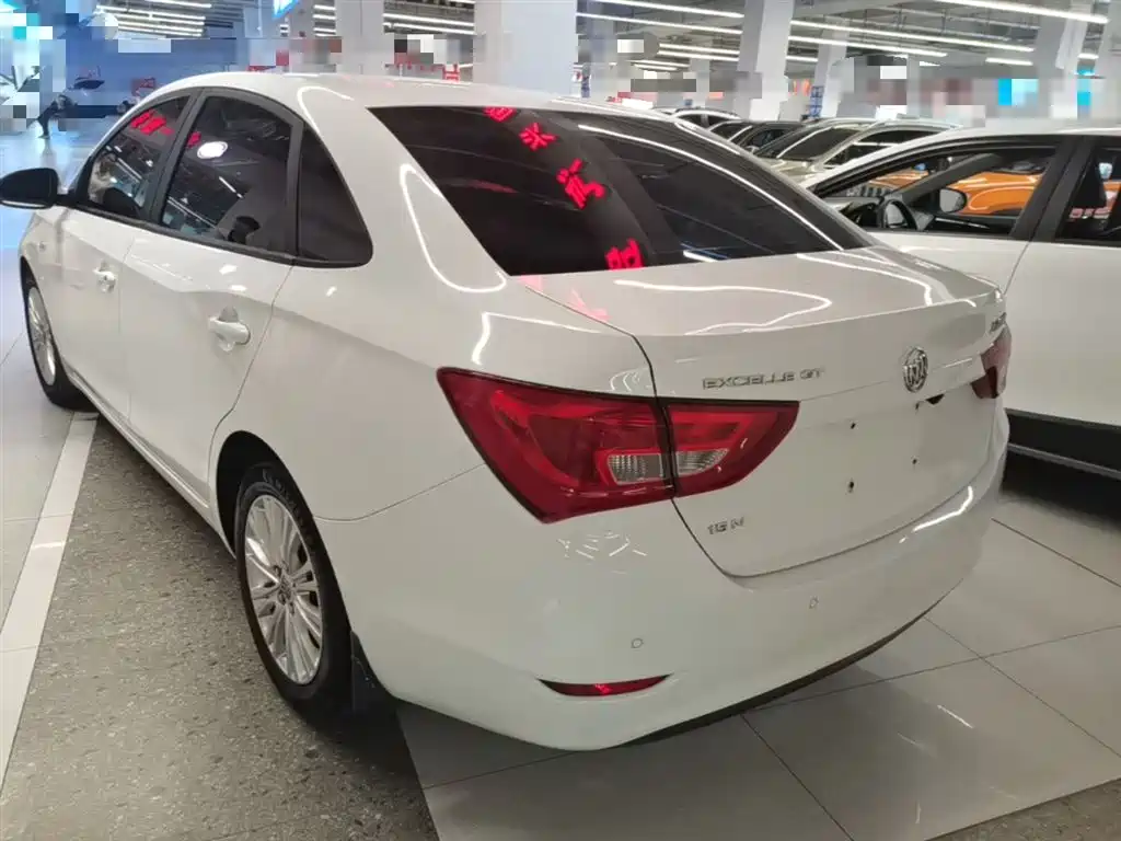 Buick Excelle 2015 15N Automatic Elite фото 5