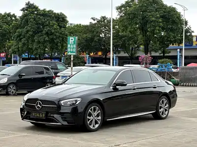 Mercedes-Benz E