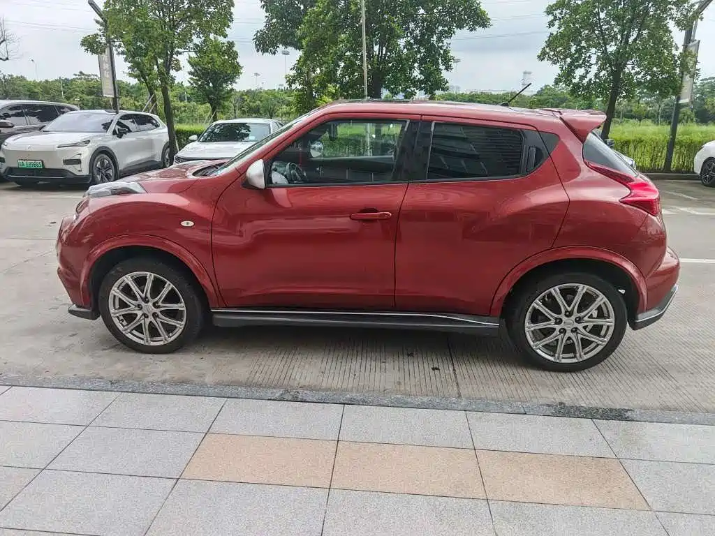 2019 Infiniti ESQ