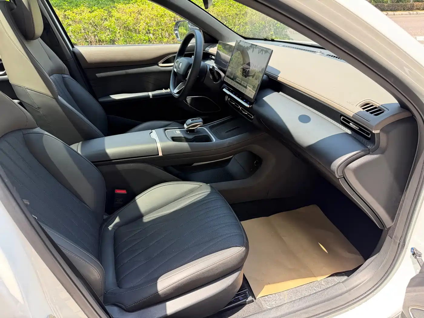 Photo 6 - Changan Eado