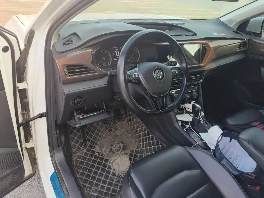 Volkswagen Tharu 2019 2020 280TSI 2WD Comfort Edition China VI