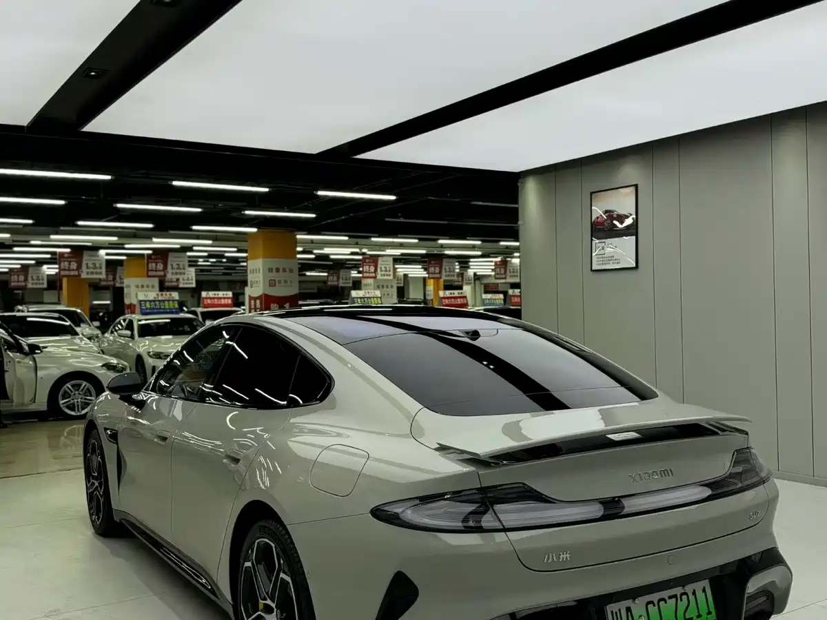 XIAOMI CAR XIAOMI SU7