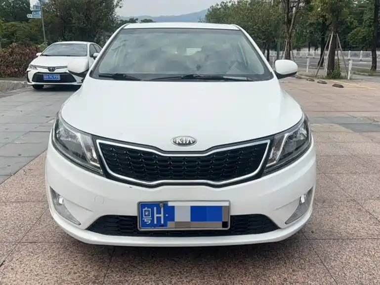 Kia K2 2013 2012 Hatchback 1.4L AT Cool Commemorative Edition