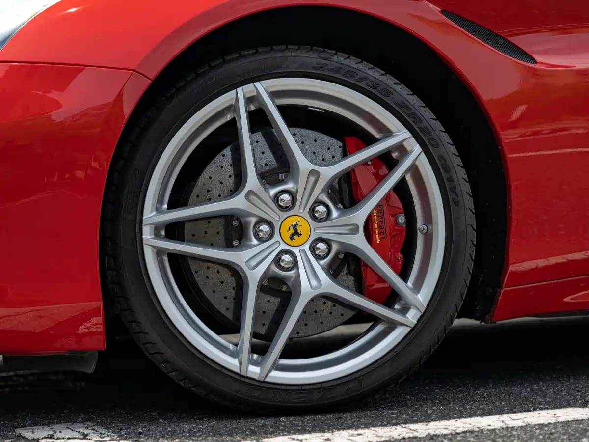Ferrari California T 2015 3.9T Standard фото 8
