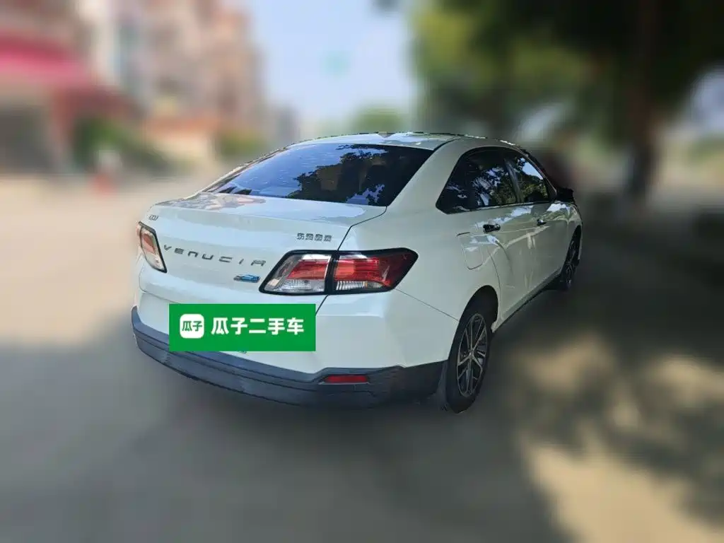 Venucia D60 2021 2020 1.6L XL CVT Delight Edition