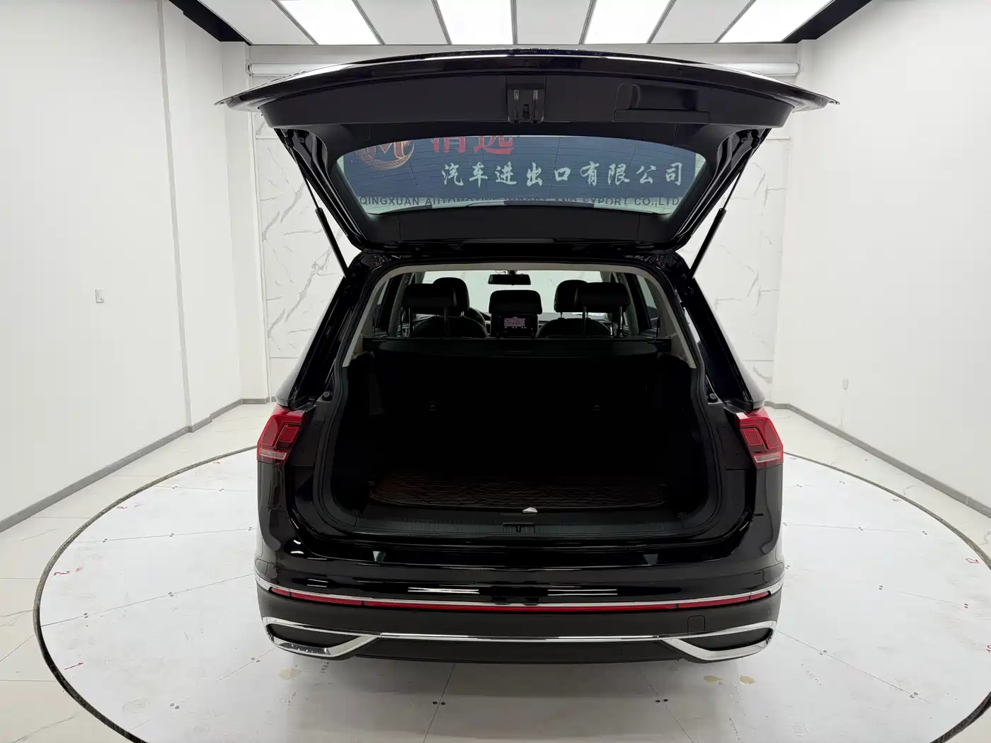 Volkswagen Tiguan L 2023 280TSI 2WD Trend Limited Edition фото 9