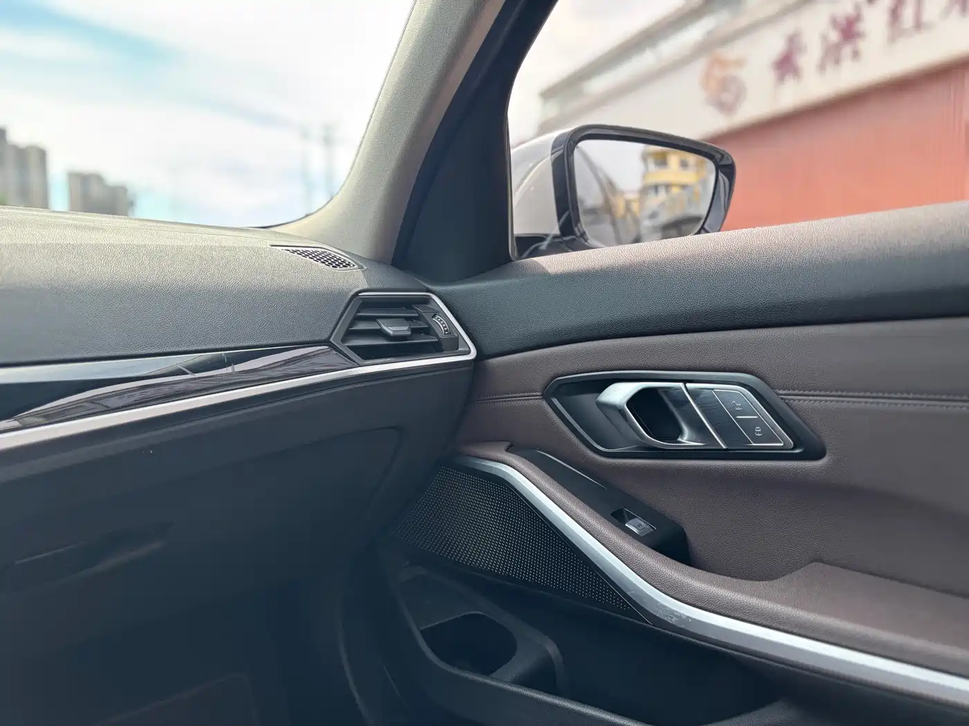 BMW 3 Series 2020 320Li M Sport Package фото 16