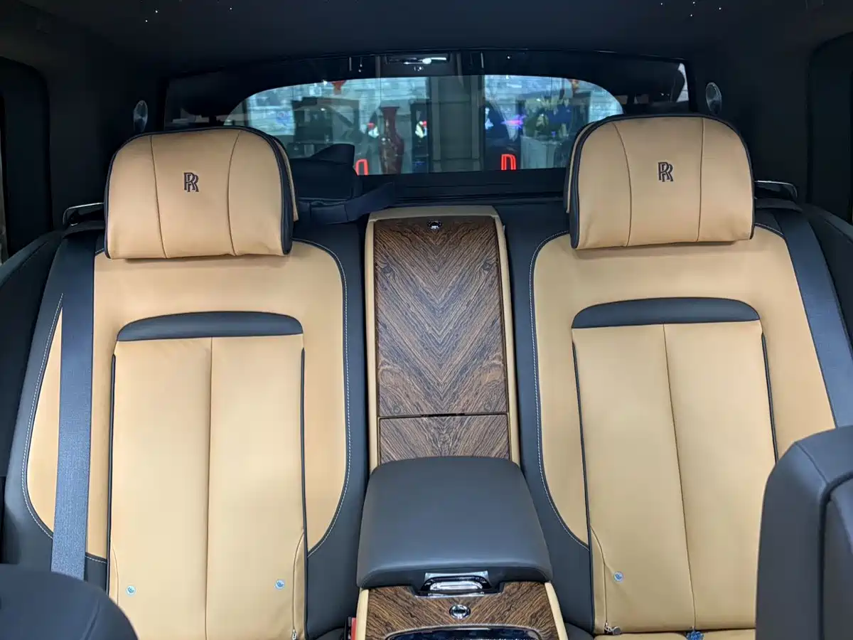 ROLLS-ROYCE CULLINAN