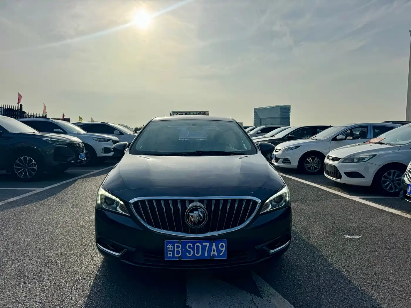 Buick Verano 2015 Sedan 15S Automatic Leading фото 2