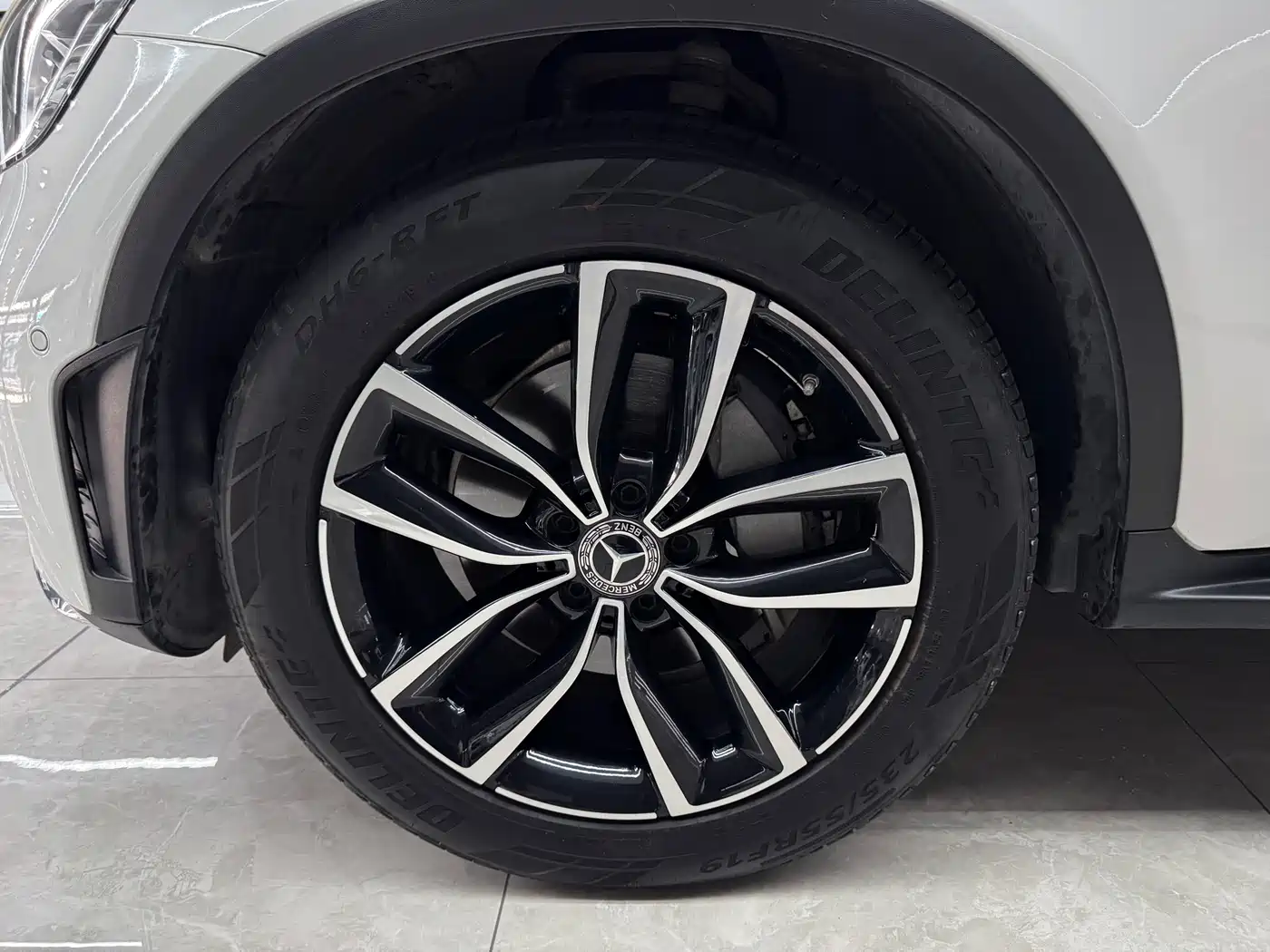 Mercedes-Benz GLC 2020 Facelift GLC 300 L 4MATIC Dynamic фото 16