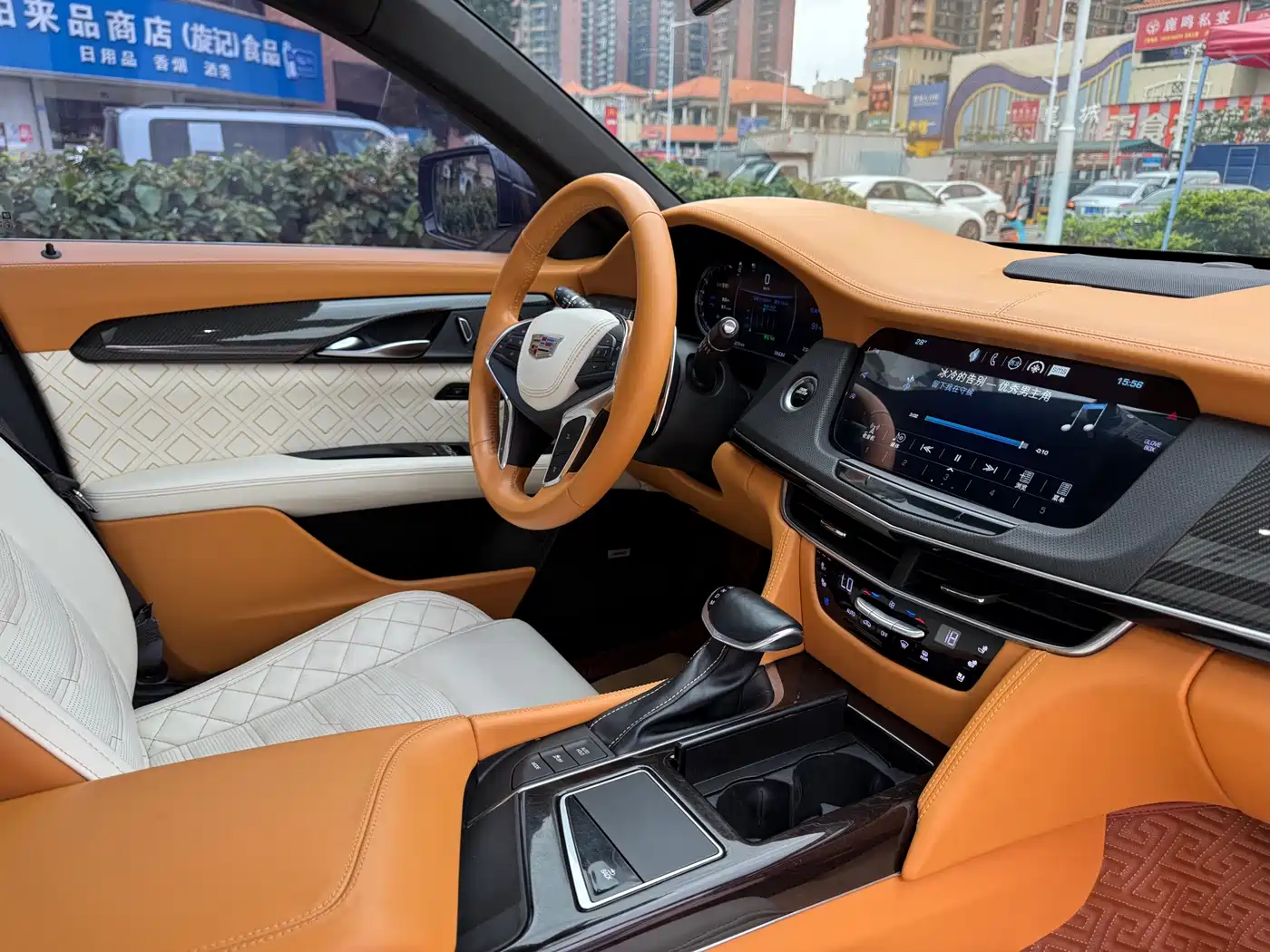 Cadillac CT6 2016 40T Leading фото 13