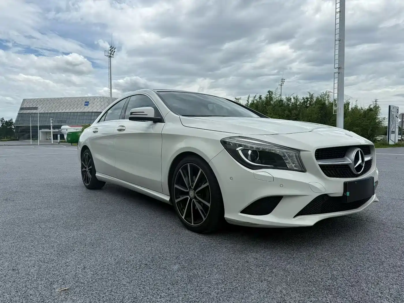 Mercedes-Benz CLA (Import) 2015 CLA 200 фото 3