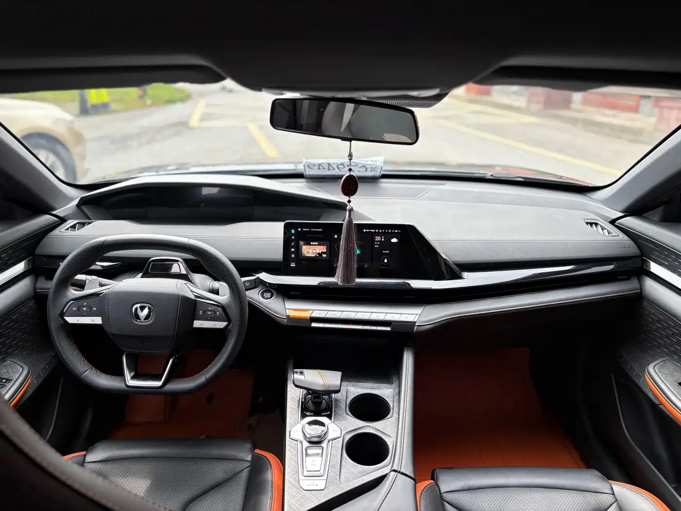 CHANGAN UNI-V